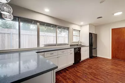 6108 Cherrylawn Circle, Austin, TX 78723 - Photo 6