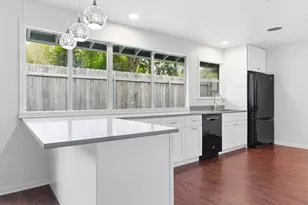 6108 Cherrylawn Cir, Austin, TX 78723 - Photo 22
