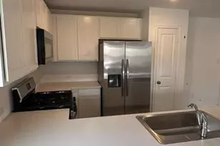 379 Keefer, Kyle, TX 78640 - Photo 4