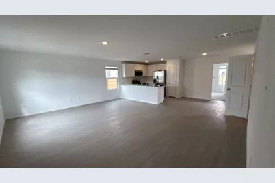 379 Keefer, Kyle, TX 78640 - Photo 2