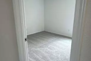 379 Keefer, Kyle, TX 78640 - Photo 18