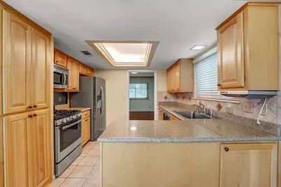 8001 Manassas Drive, Austin, TX 78745 - Photo 8
