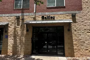 910 W 25th St, Austin, TX 78705 - Photo 4