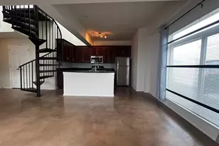 910 W 25th St, Austin, TX 78705 - Photo 20