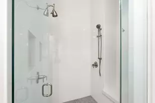 2203 Greenlee Dr, Austin, TX 78703 - Photo 18