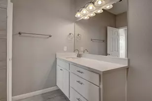 969 W Hwy 71, Bastrop, TX 78602 - Photo 14