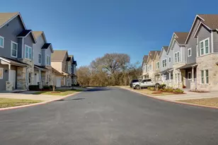 969 W Hwy 71, Bastrop, TX 78602 - Photo 22
