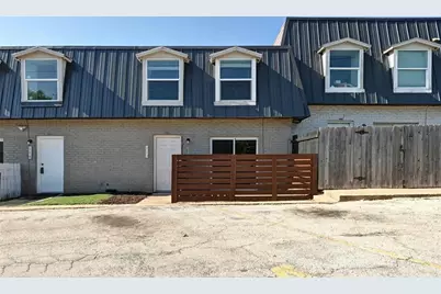 300 E Croslin Street #114, Austin, TX 78752 - Photo 14