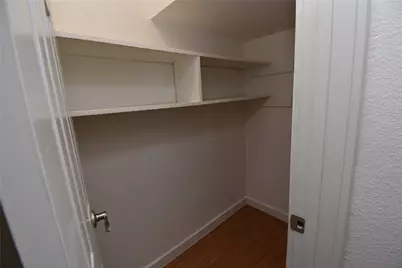 300 E Croslin Street #114, Austin, TX 78752 - Photo 10