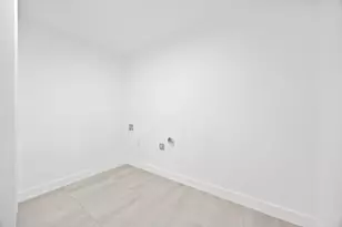 1905 Cedar Ridge Dr, Austin, TX 78741 - Photo 22