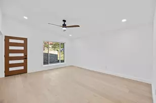 1905 Cedar Ridge Dr, Austin, TX 78741 - Photo 8