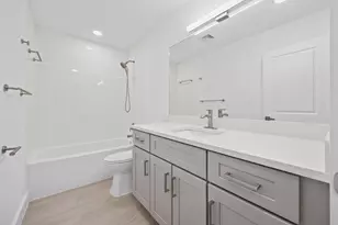 1905 Cedar Ridge Dr, Austin, TX 78741 - Photo 20