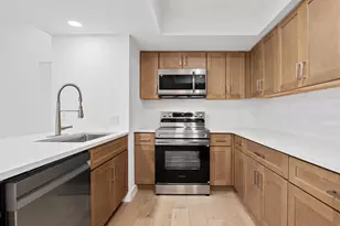 1905 Cedar Ridge Dr, Austin, TX 78741 - Photo 10