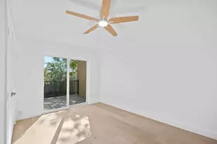 1905 Cedar Ridge Dr, Austin, TX 78741 - Photo 16