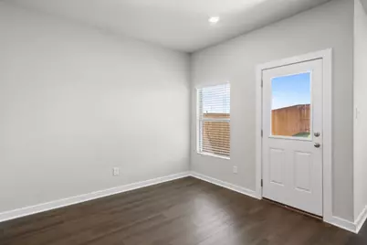 177 Sleep Hollow, Jarrell, TX 76537 - Photo 10