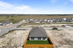 177 Sleep Holw, Jarrell, TX 76537 - Photo 26