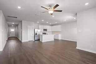 177 Sleep Holw, Jarrell, TX 76537 - Photo 14