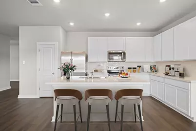 177 Sleep Hollow, Jarrell, TX 76537 - Photo 4