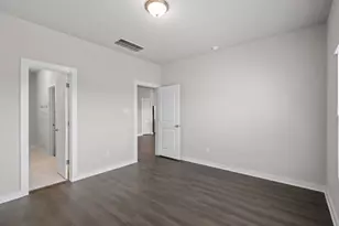 177 Sleep Holw, Jarrell, TX 76537 - Photo 16