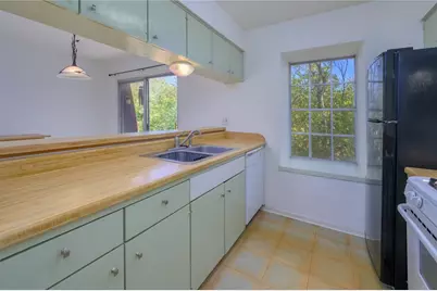 7801 Shoal Creek Boulevard #252, Austin, TX 78757 - Photo 2