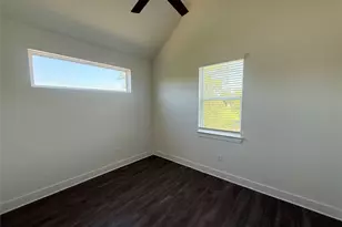1212 Lily Terrace, Austin, TX 78741 - Photo 10