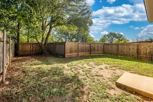 1311 E M. Franklin Ave, Austin, TX 78721 - Photo 22
