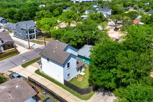 1311 E M. Franklin Ave, Austin, TX 78721 - Photo 26