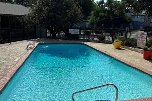 2124 Burton Dr, Austin, TX 78741 - Photo 28