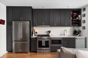 900 S 1st St, Austin, TX 78704 - Photo 4