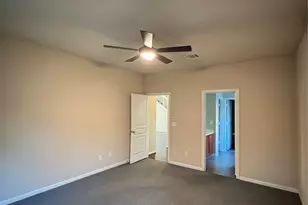 117 Kemah Dr, Kyle, TX 78640 - Photo 14