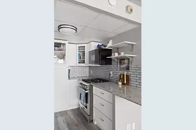 1800 Lavaca Street #207, Austin, TX 78701 - Photo 14