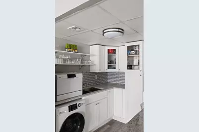 1800 Lavaca Street #207, Austin, TX 78701 - Photo 20