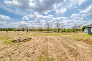 2950 County Road 484 Rd, Elgin, TX 78621 - Photo 22