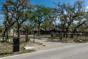 8717 S View Rd, Austin, TX 78737 - Photo 36