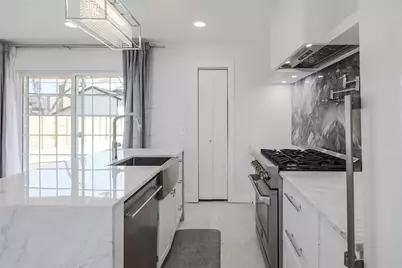 8505 Spearman Drive, Austin, TX 78757 - Photo 8