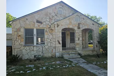 418 Wichita Street, Lockhart, TX 78644 - Photo 1