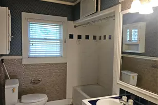 418 Wichita St, Lockhart, TX 78644 - Photo 6