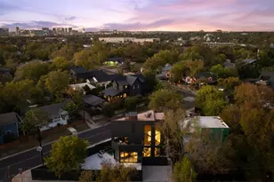 2302 E 11th St, Austin, TX 78702 - Photo 40