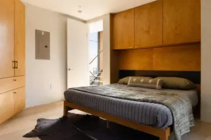 2302 E 11th St, Austin, TX 78702 - Photo 30