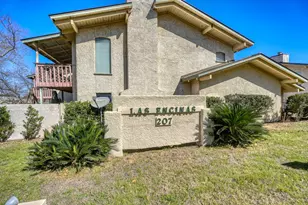 207 N Hi Circle N Street N, Horseshoe Bay, TX 78657 - Photo 1