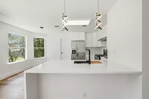 16803 Bailey Jean Dr, Round Rock, TX 78681 - Photo 10