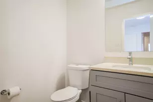810 Banister Ln, Austin, TX 78704 - Photo 10