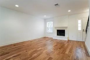 810 Banister Ln, Austin, TX 78704 - Photo 4