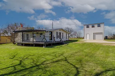 110 Lakewood Drive, Burnet, TX 78611 - Photo 1