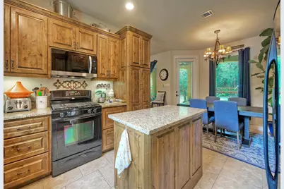 15705 Wildwood Trail, Austin, TX 78734 - Photo 14