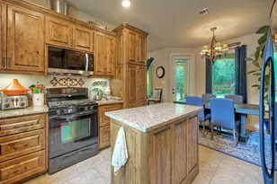 15705 Wildwood Trail, Austin, TX 78734 - Photo 14