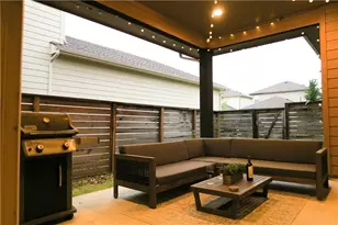 1710 Frontier Valley Dr, Austin, TX 78741 - Photo 16