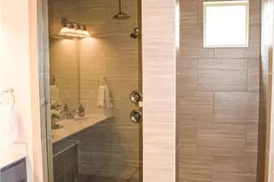 1710 Frontier Valley Dr, Austin, TX 78741 - Photo 14