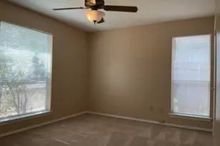 2028 Redwing Way, Round Rock, TX 78664 - Photo 14