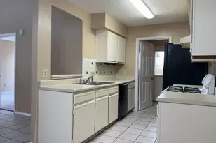 2028 Redwing Way, Round Rock, TX 78664 - Photo 8